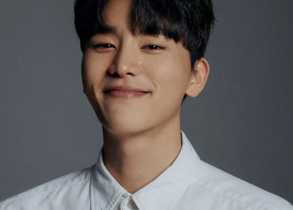 كيم وو سوك kim woo seok 1994 معلومات , حقائق ...