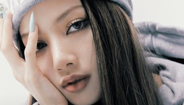 جميع منتجات ليسا BLACKPINK الرسمية "LALISA" و التي يمكنك شراؤها