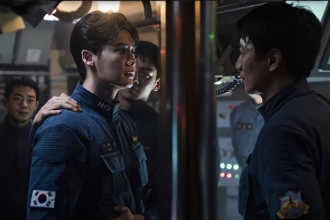 لي جونغ سوك و تشا اونوو في أول لقطات تشويقية لفيلم الاثارة ديسيبل 