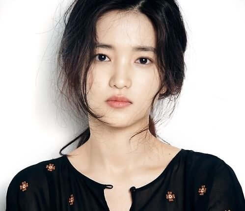 تقرير مفصل عن الممثلة كيم تاي ري