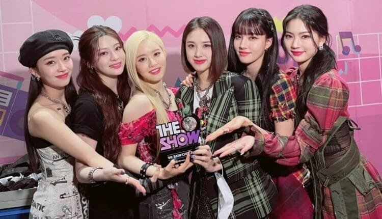 فرقة STAYC تفوز بأول جائزة موسيقية لها في “The Show”