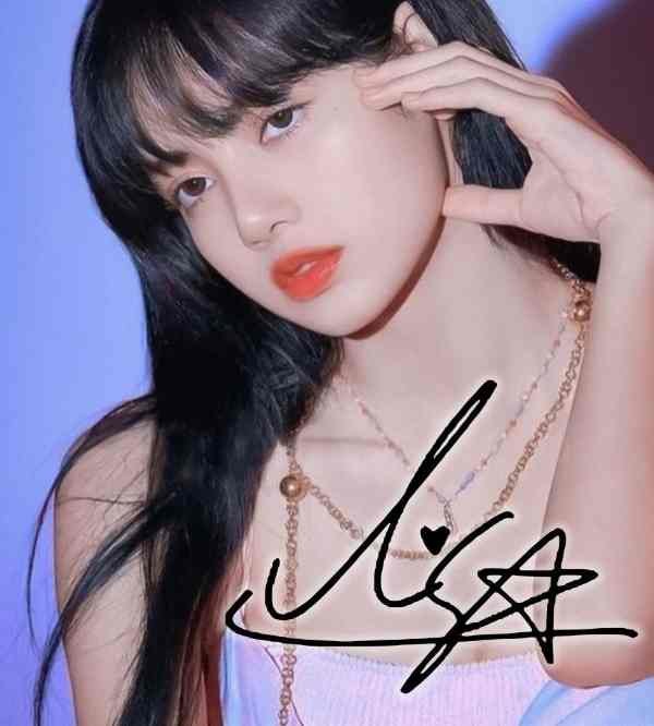 هؤلاء الايدولز الاناث لديهن توقيعات فريدة تماما مثل جمالهن الفريد