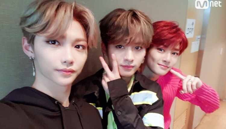 أجلت Stray Kids اثنتين من محطات جولتهم العالمية في U.S.A
