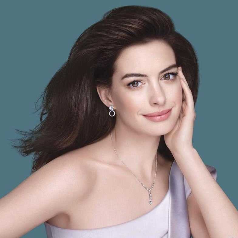 آن هاثاواي