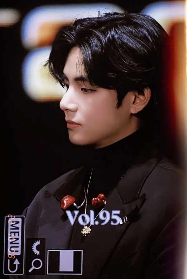 جوائز Bts و صور الاعضاء الاسطورية و اداء جونغكوك في TMA 2022 / آراء K-netizens 
